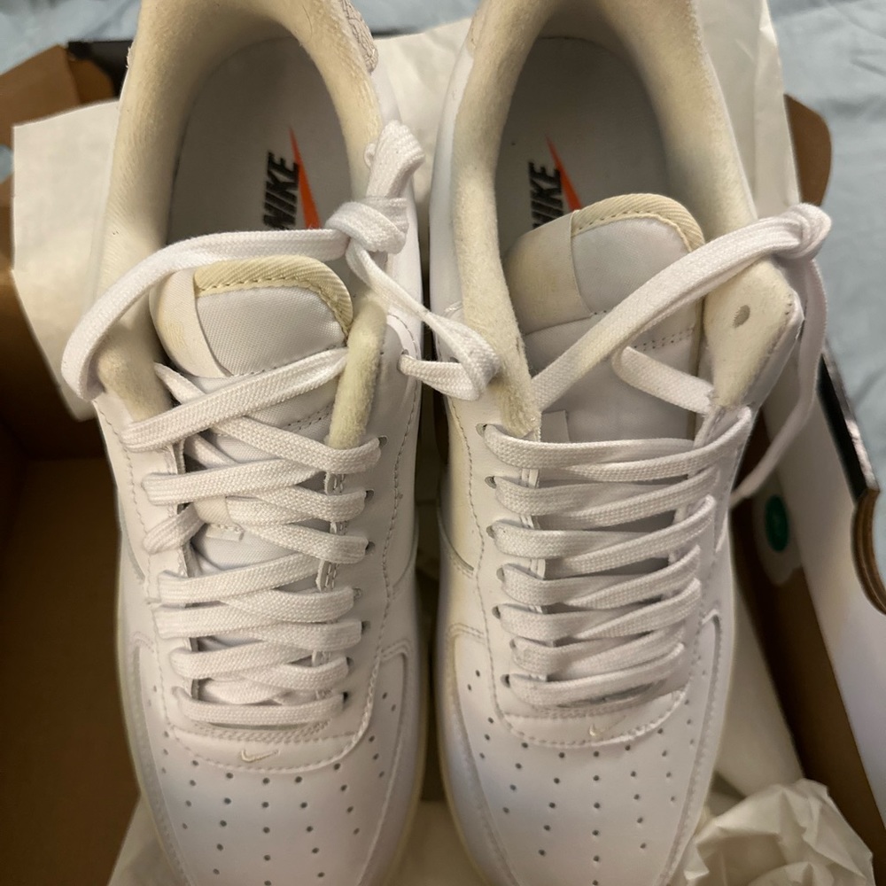 Nike Air Force 1 - brand new in box - Size 10.5M - Picture 3 of 5